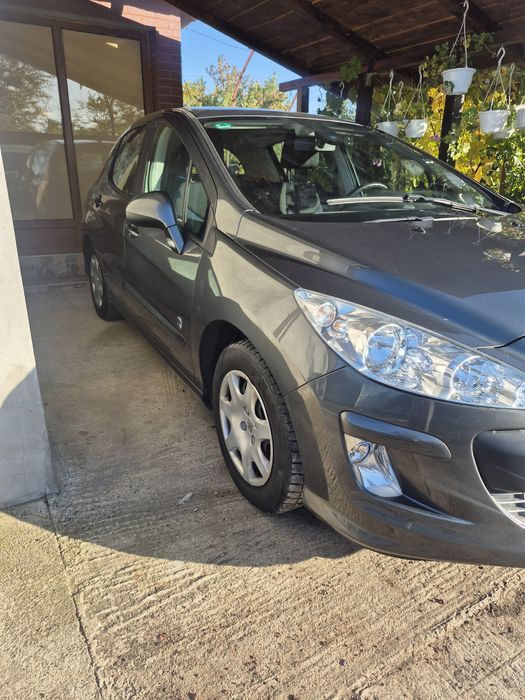 Peugeot 308 1.6 benzină Hatchback