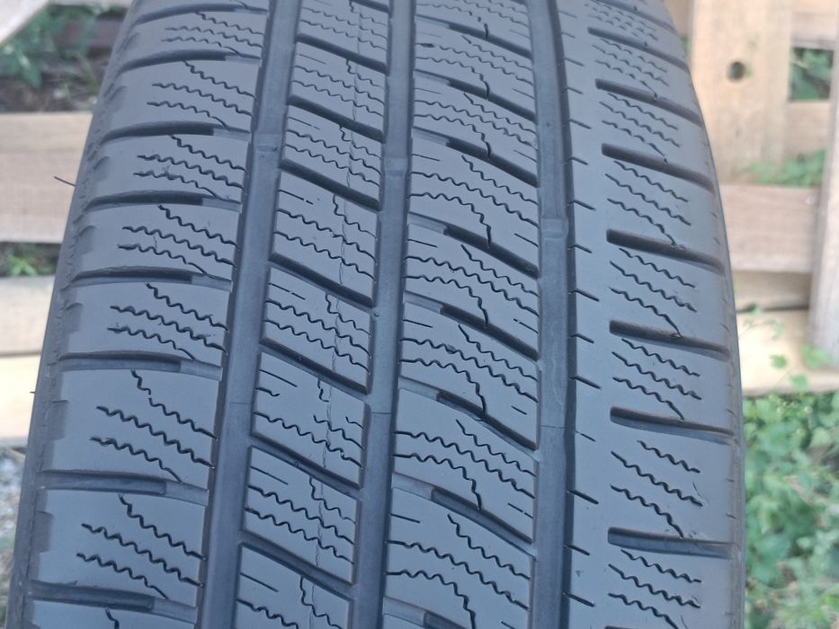225/55/17 С Goodyear
