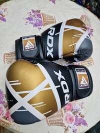 Боксови ръкавици RDX