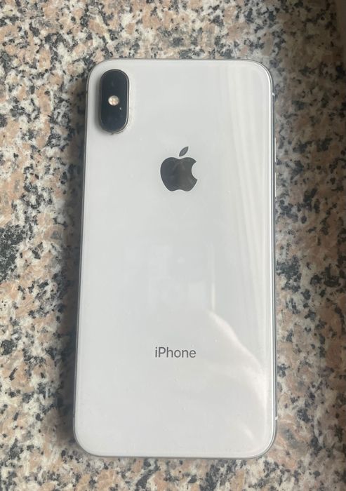 iPhone X 256GB неразличим от нов