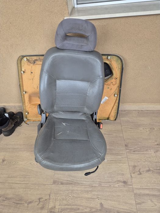 Седалка нисан терано