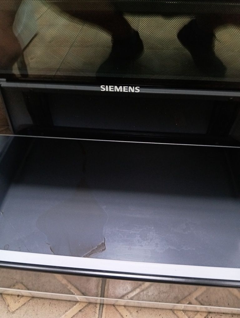 Свободно стояща печка с индукционни котлони SIEMENS  2 години Гаранция