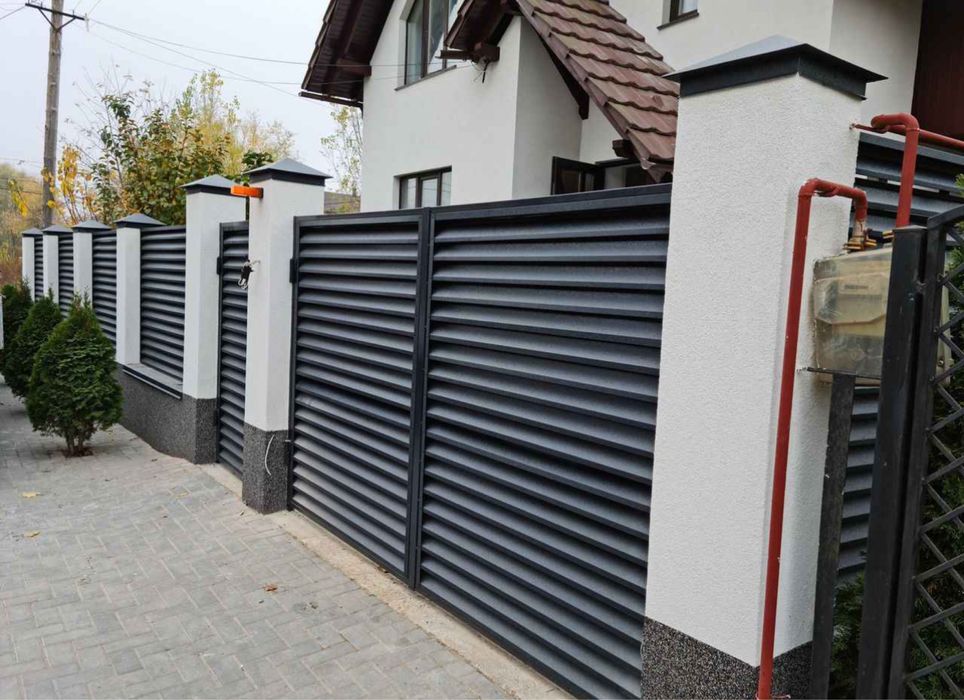 Vand garduri model jaluzea detali si preturi la tel.