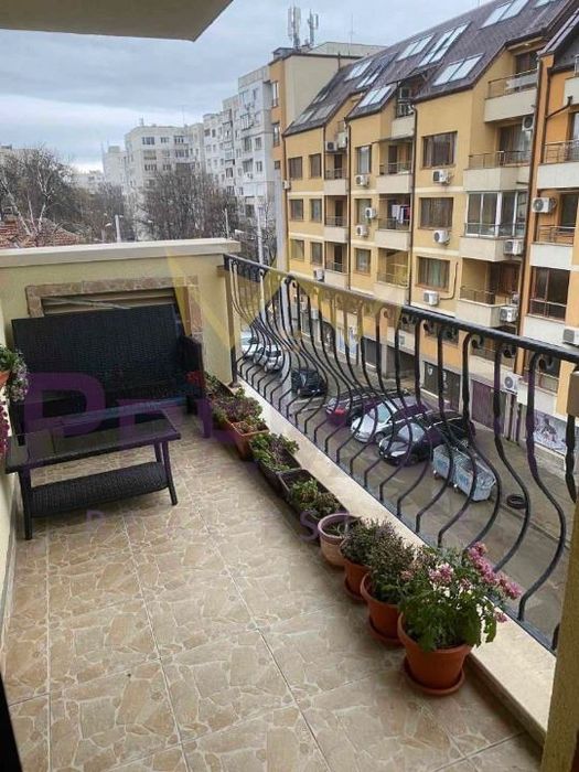 Продава се Четиристаен апартамент в София, Хаджи Димитър - 145 кв.м за 2483 €/кв.м - Снимка #10