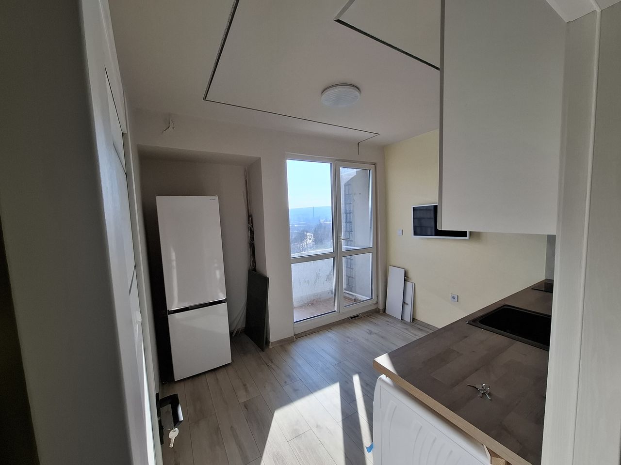Дава се под наем Двустаен апартамент в Варна, Център - 42 кв.м за 450 € - Снимка #4