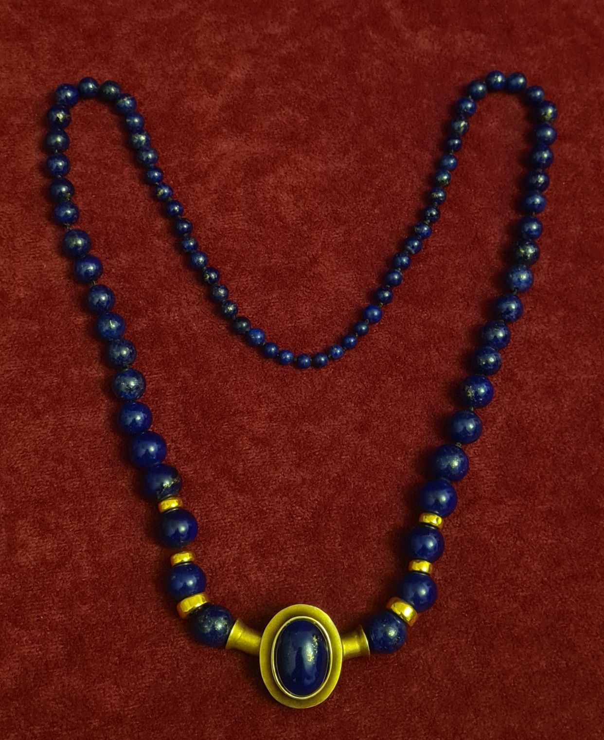 Колие GUCCI vintage  Lapis Lazuli 1970г. жълто злато