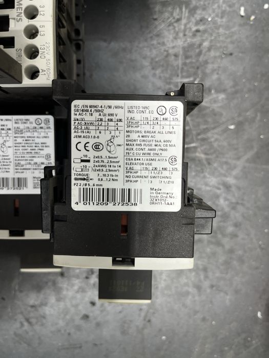 Contactori si breakere Siemens