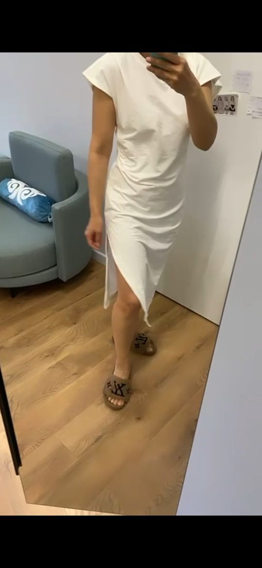Платье белое женское