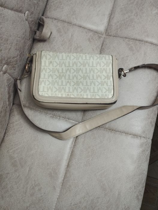 Продается женские сумочки