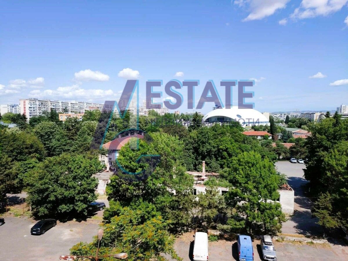 Продава се Тристаен апартамент в Бургас, Изгрев - 117 кв.м за 1701 €/кв.м - Снимка #6