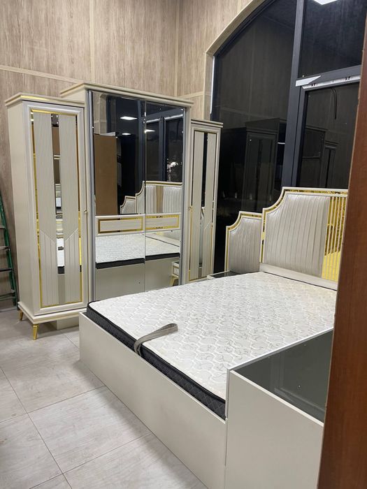 Spalniy ganitur kamplekt