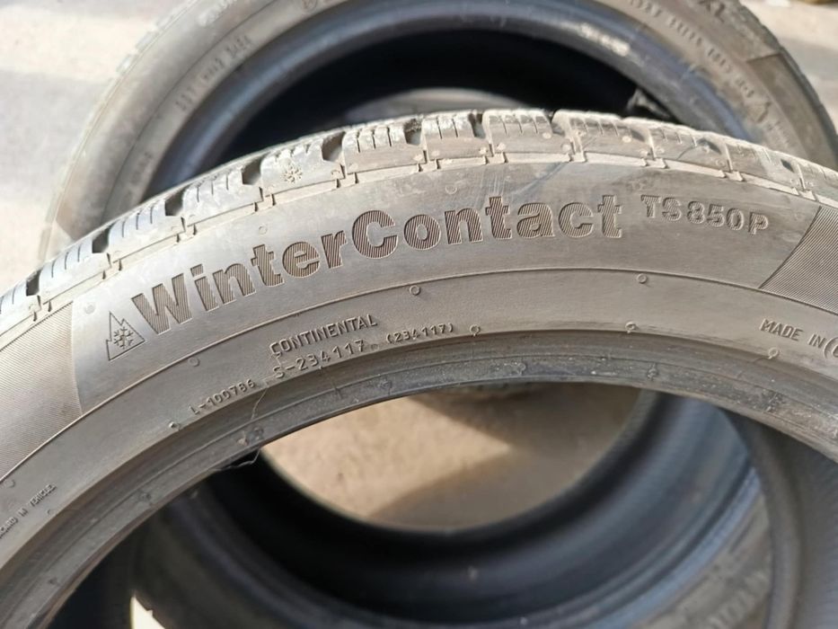 245/45/19 4броя Continental Winter Contact.Гумите са в перфектно състо