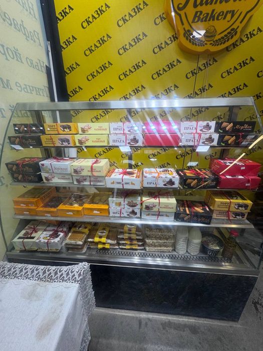 Витрина Холдильник для тортов