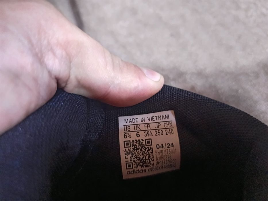 Кецове Адидас 39 и 1/3