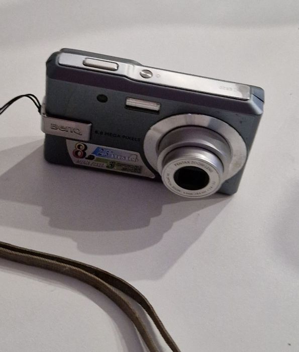 Aparat foto  / camera digitala fara accesorii