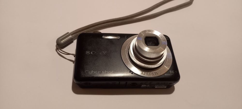 Фотоапарат SONY DSC-W710