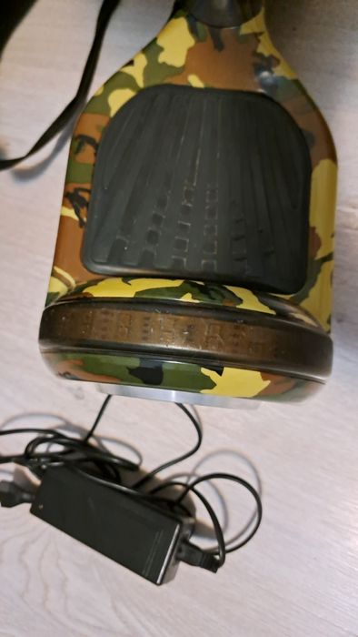Hoverboard camo cu husa si încărcător