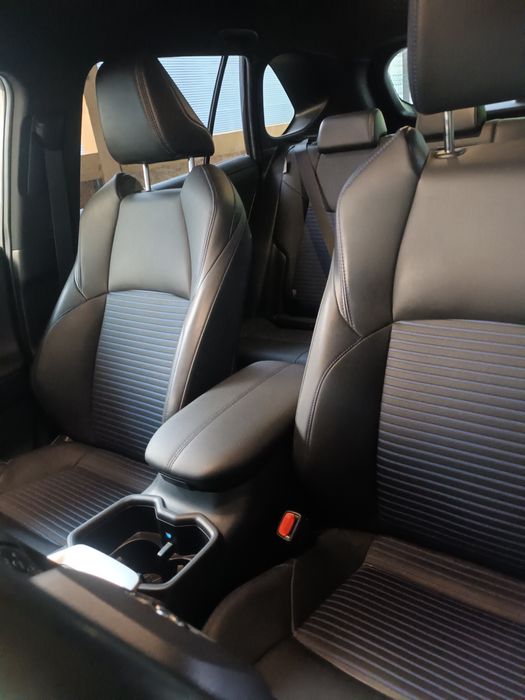 Vând Toyota Rav 4Hibrid