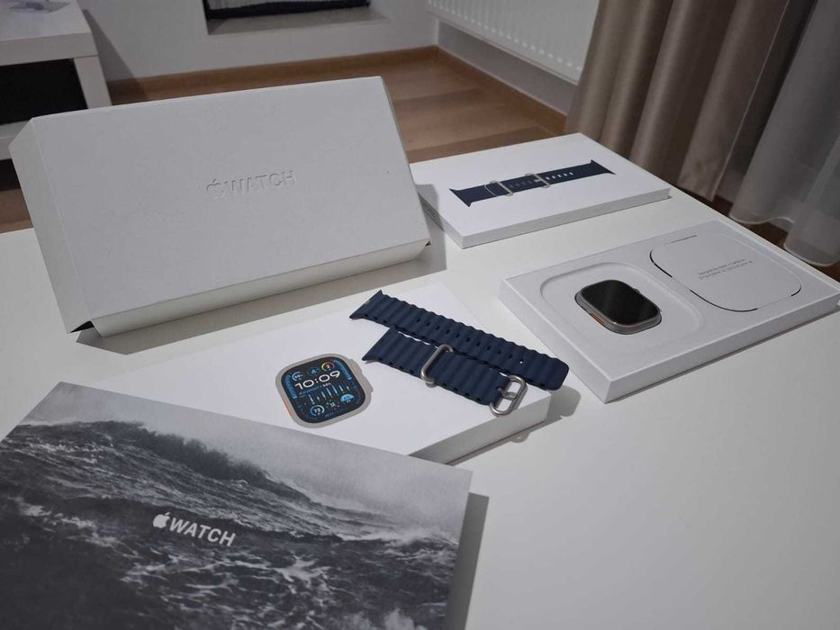 Apple Watch Ultra 2 49mm Titanium Blue Ocean Band - 11/10 ca NOU