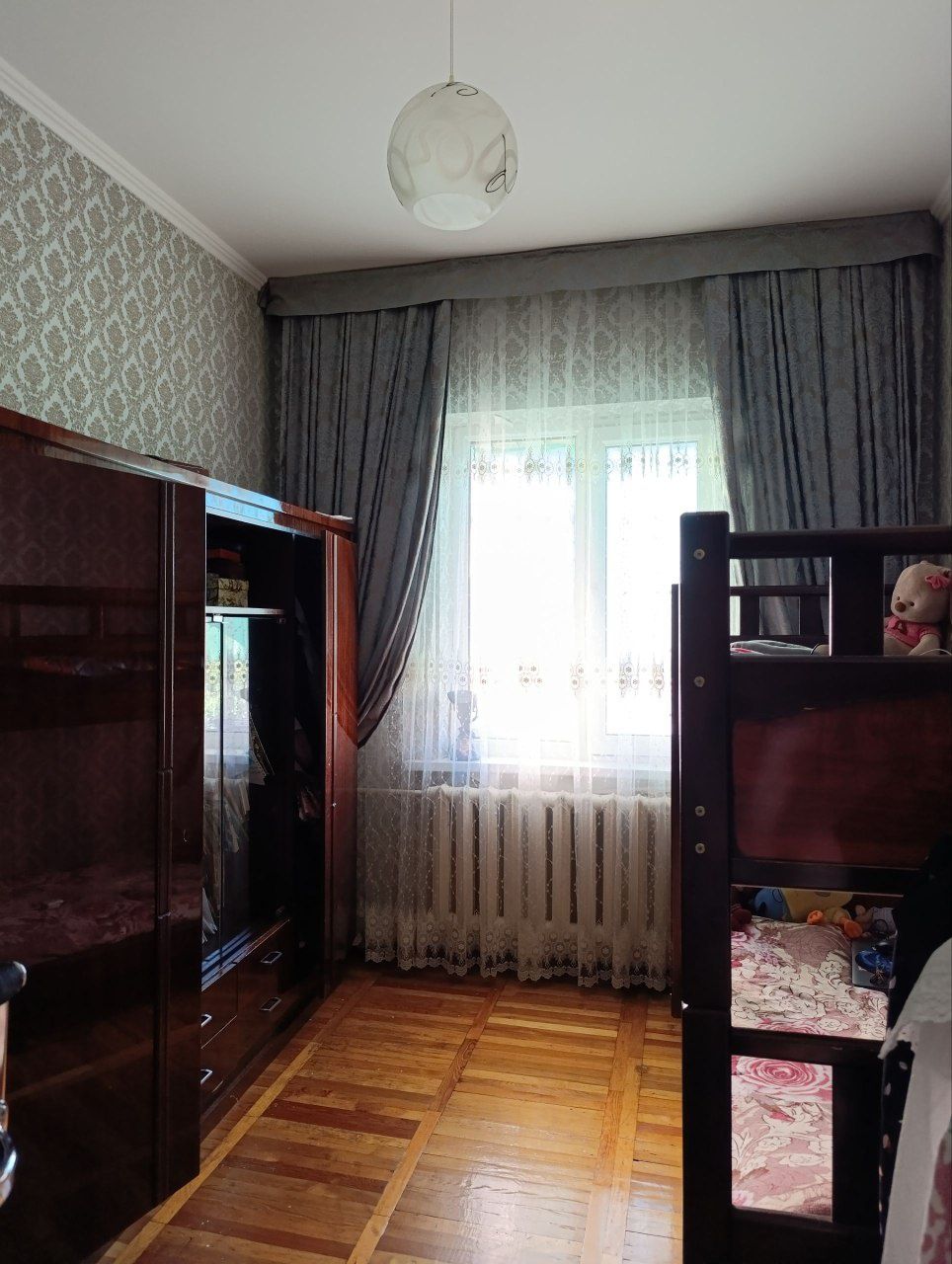 Продаю квартиру трёх комнатную