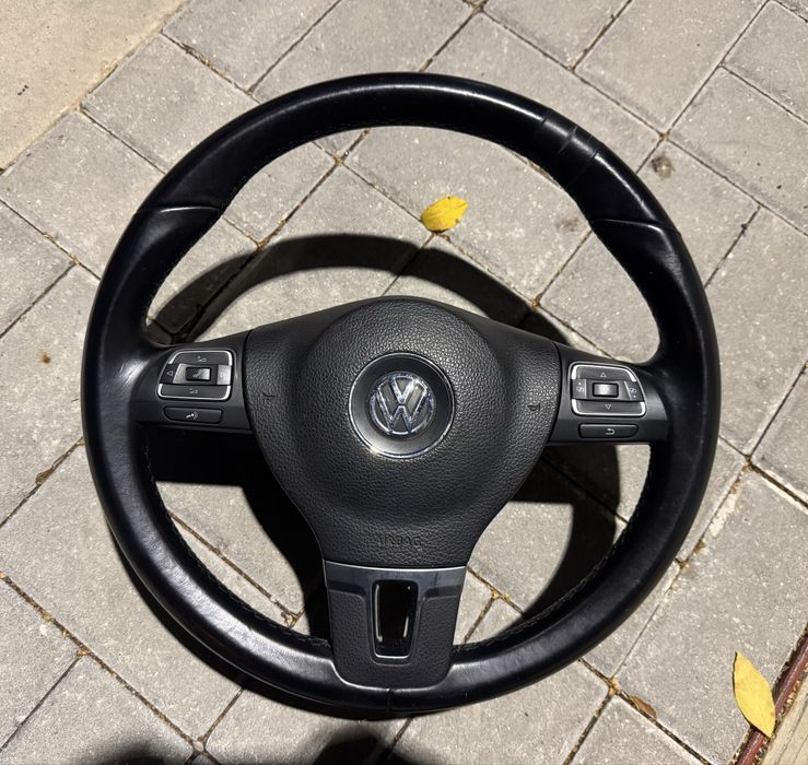 Мултиволан с модул Passat B6 B7 CC Golf Touran Пасат