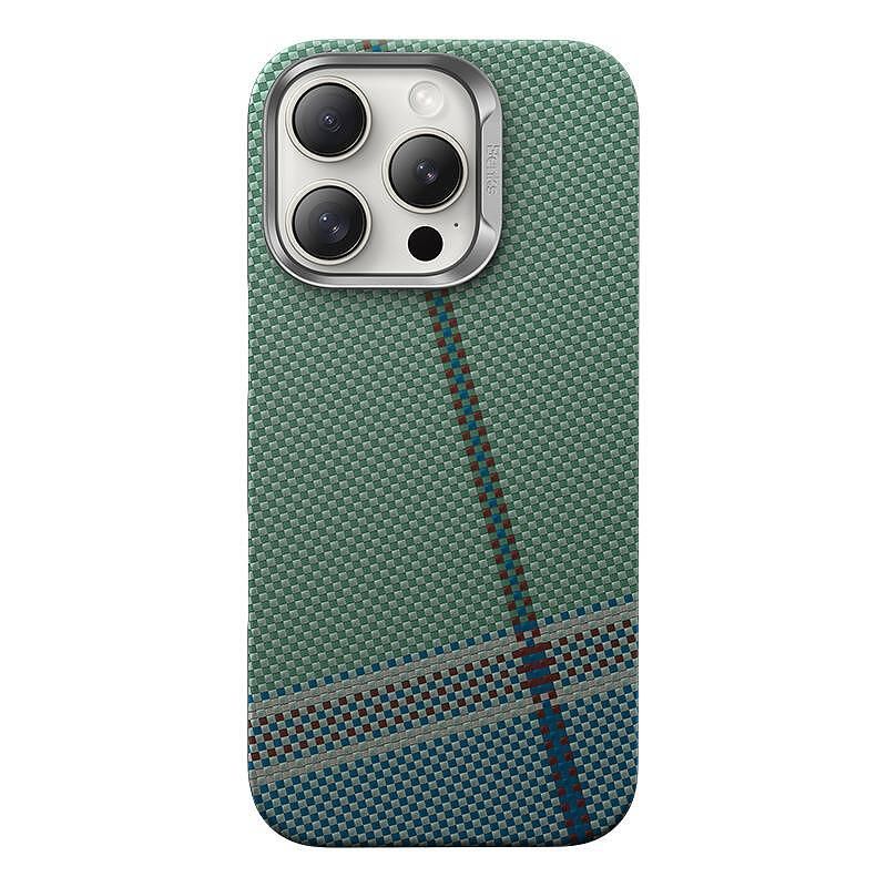Кейс benks etui passiongreen kevlar 600d за iphone 16 pro max