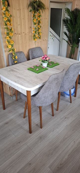 Set masa cu 6 scaune