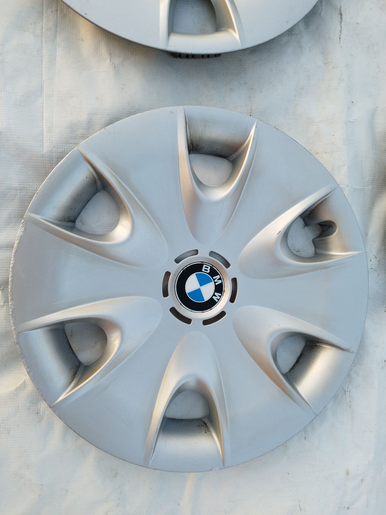 Оригинални тасове за BMW 16"