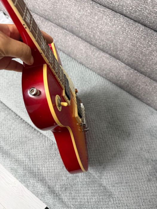 Vând  epiphone les paul made în korea an fabricație 1998