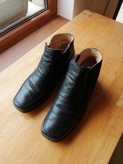 Дамски черни боти 42 номер