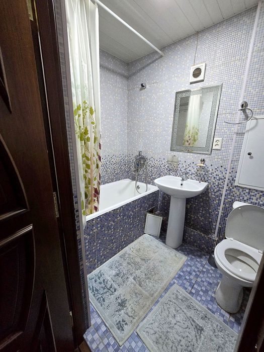 Tinchlik metro yaqinida arenda kvartira bor