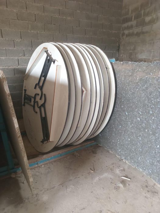 Masa Rotunda 10-12 persoane