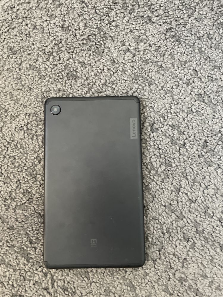 Tableta Lenovo  tabM7