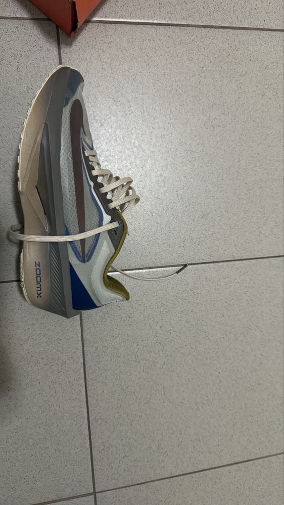 Кросовки nike zoomx