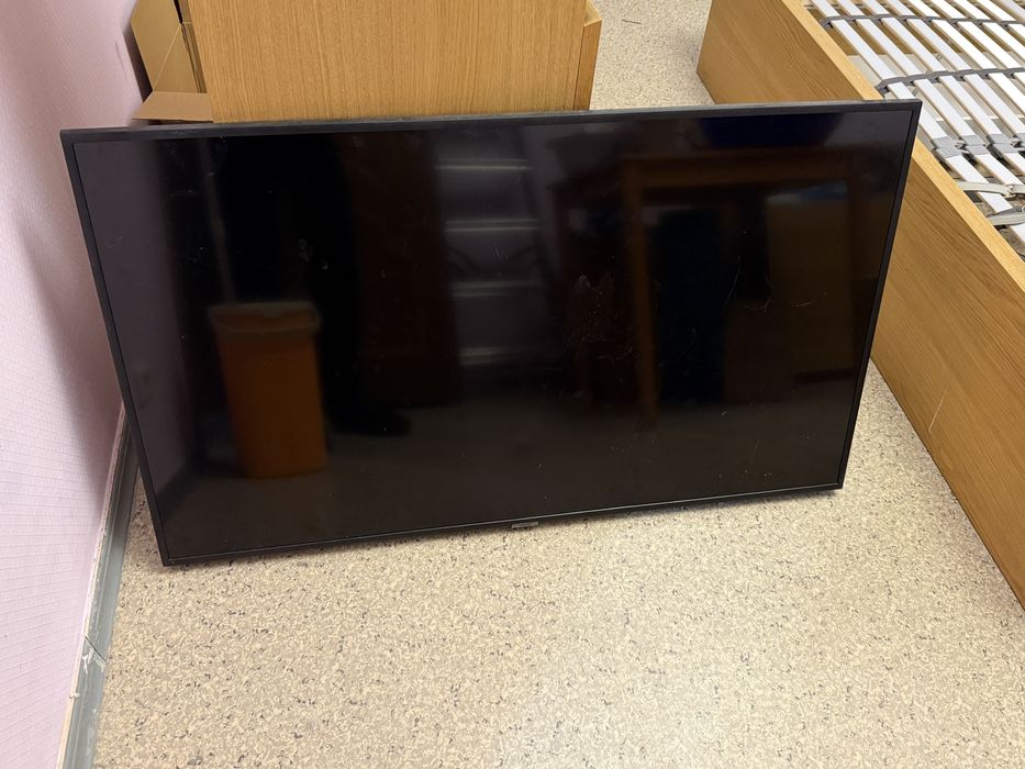 Продам телевизор Samsung UE50