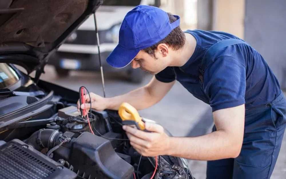 Elektrik xizmati 24/7, Moshina ochish, Prikurit akkumulyator