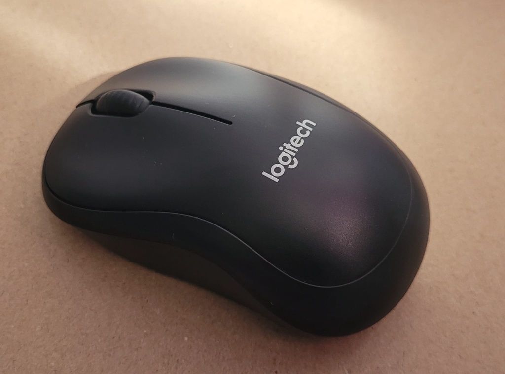 Mouse wireless Logitech soft b220