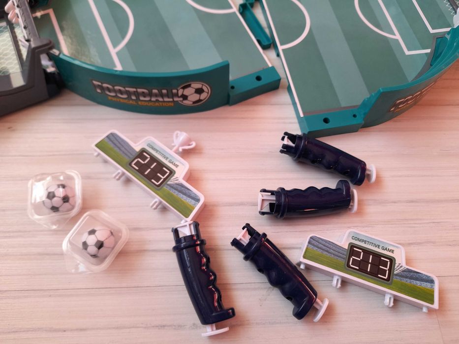 Детска игра Футбол футболно игрище с топка игра за двама