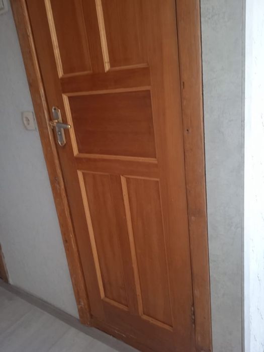 Двери с коробкой дерево