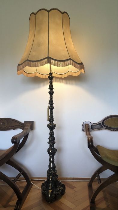 Lampadar englezesc din bronz masiv,cu abajur,intrerupator