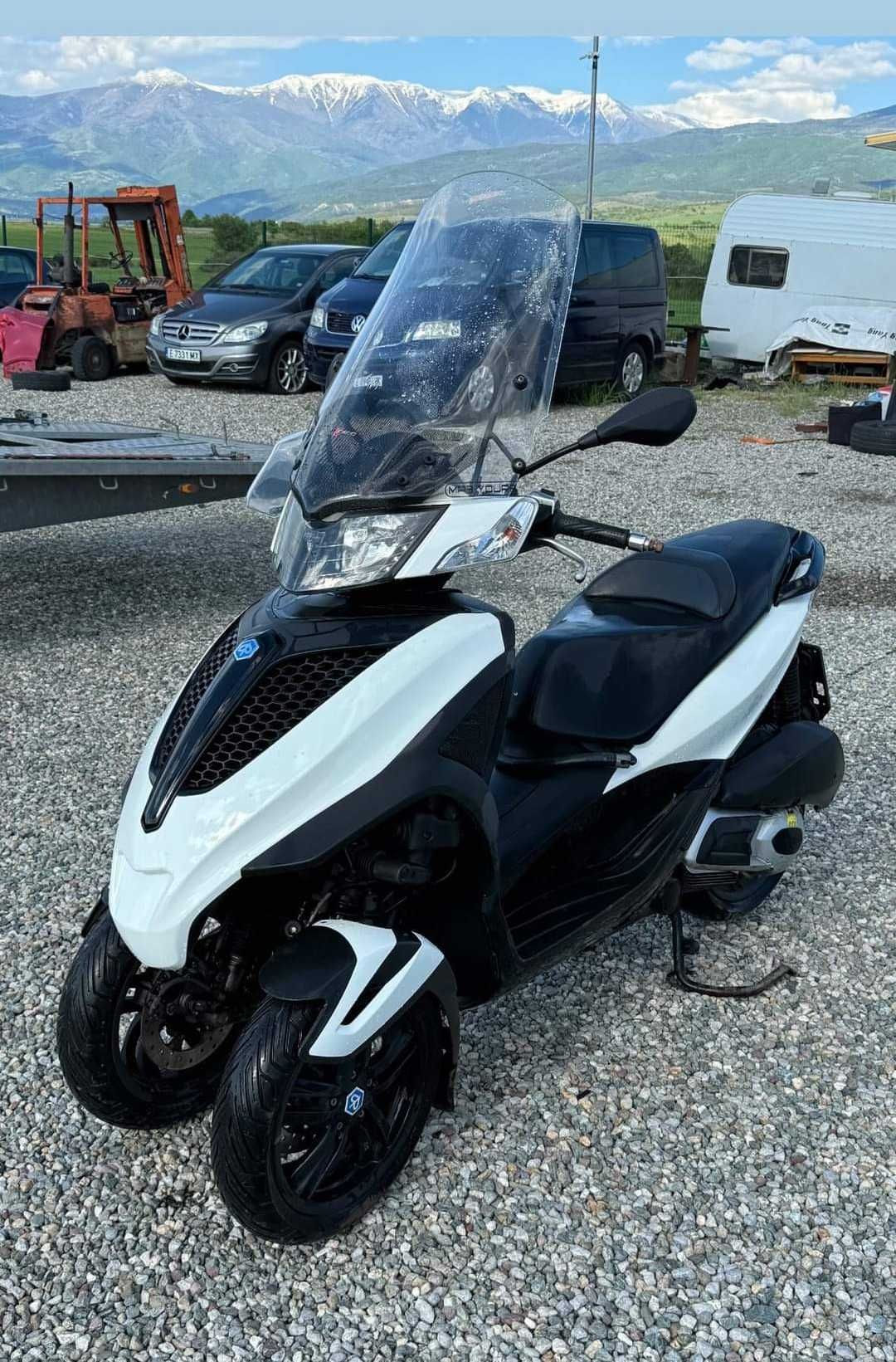 Piaggio MP3 300i