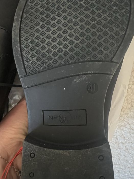 Нови мъжки обувки