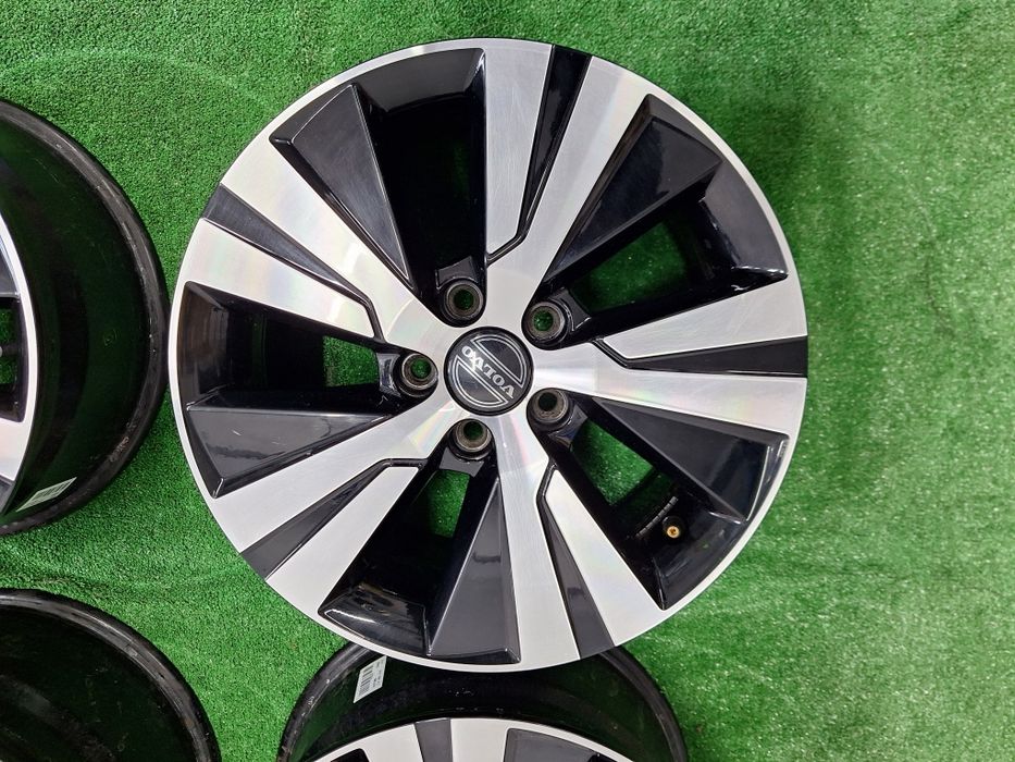 Волво S60 V60-16цола-5/108-ЕТ-37:Ж-7 оригинални
