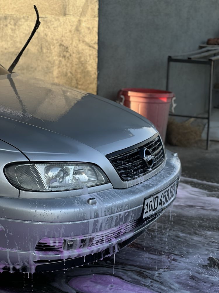 Opel Omega B 3.0 V6