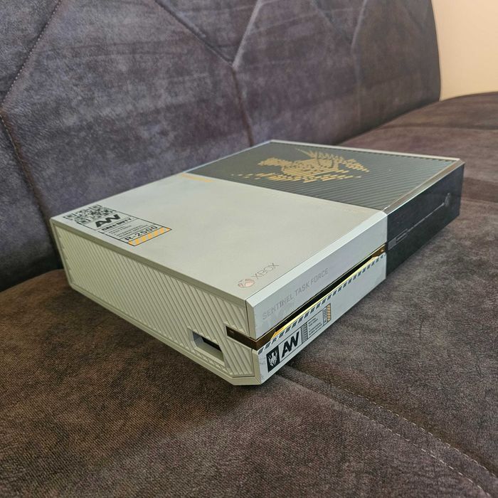 XBOX ONE 1TB Call of Duty Advanced Warfare+ 4 игри PS5 PS4 PlayStation