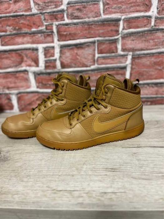 Ghete barbati Nike Court Borough Mid Winter AA0547-300 culoare mustar