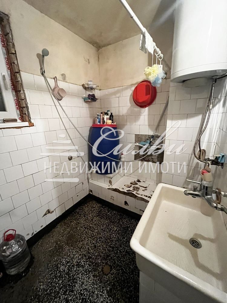Продава се Четиристаен апартамент в Шумен, Куршум чешма - 99 кв.м за 1185 €/кв.м - Снимка #9