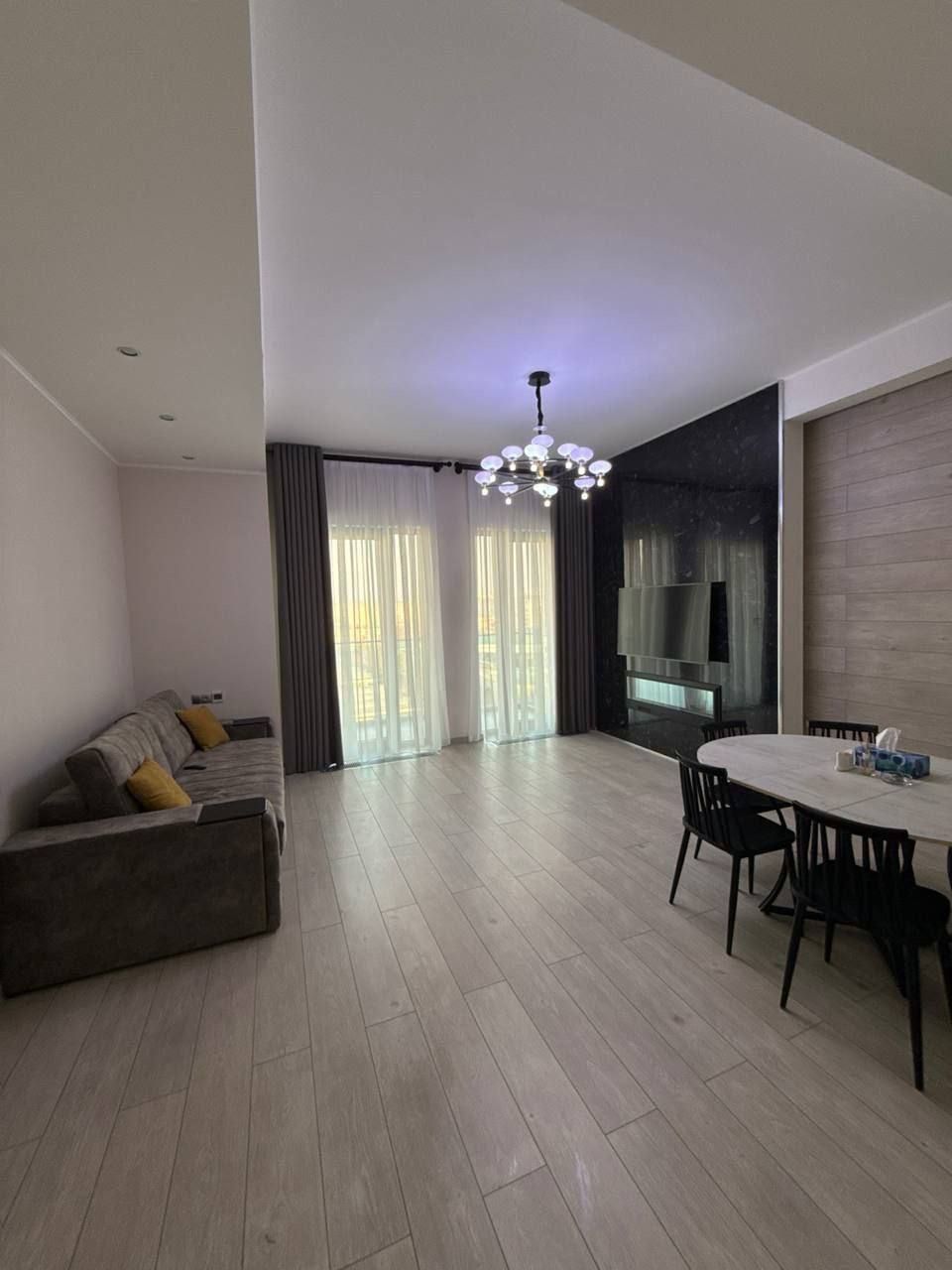 2х комнатная квартира в ЖК Mirabad Avenue, ориентир гостиница Россия