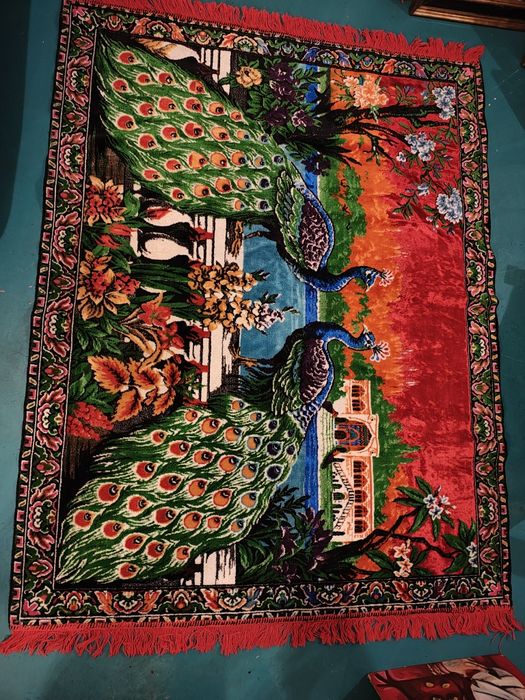 Carpetă de perete cu păuni