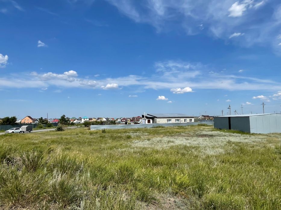 Продам склад в г.Затобольск с участком 18 соток. Торг !